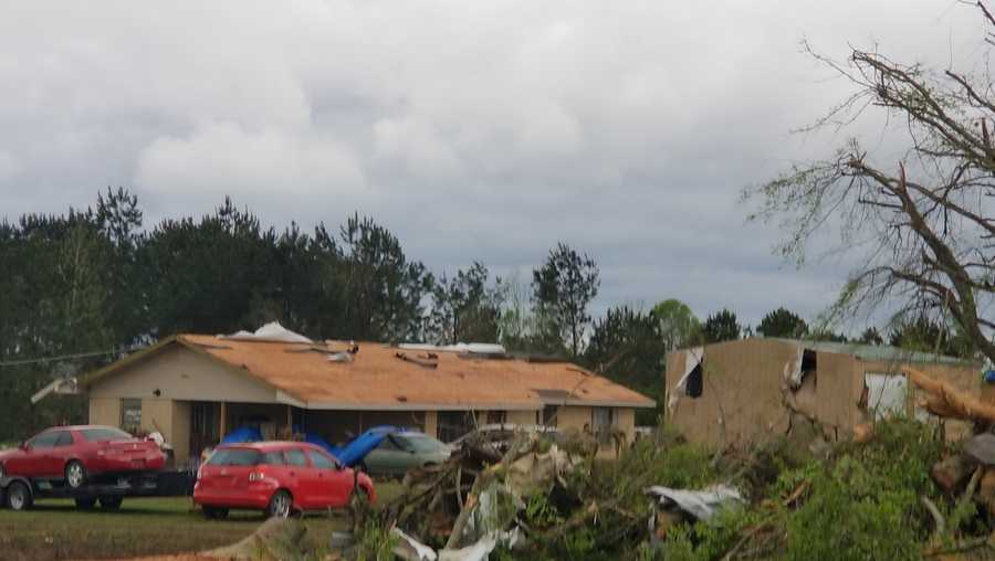 alabama man helps clean up possible tornado damage in