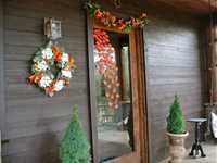 fall porch decorating ideas leaves