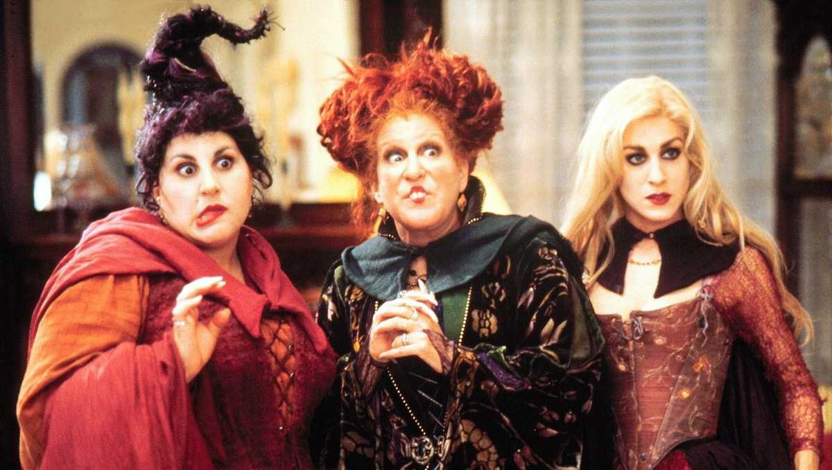 Real-life sisters channel Sanderson sisters from 'Hocus Pocus' for