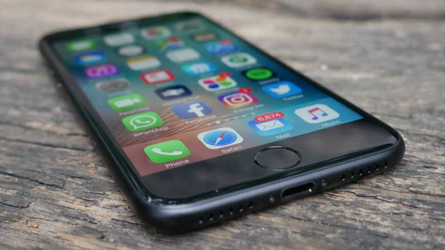 Your iPhone will soon be able to replicate your voice - Vimarsana News