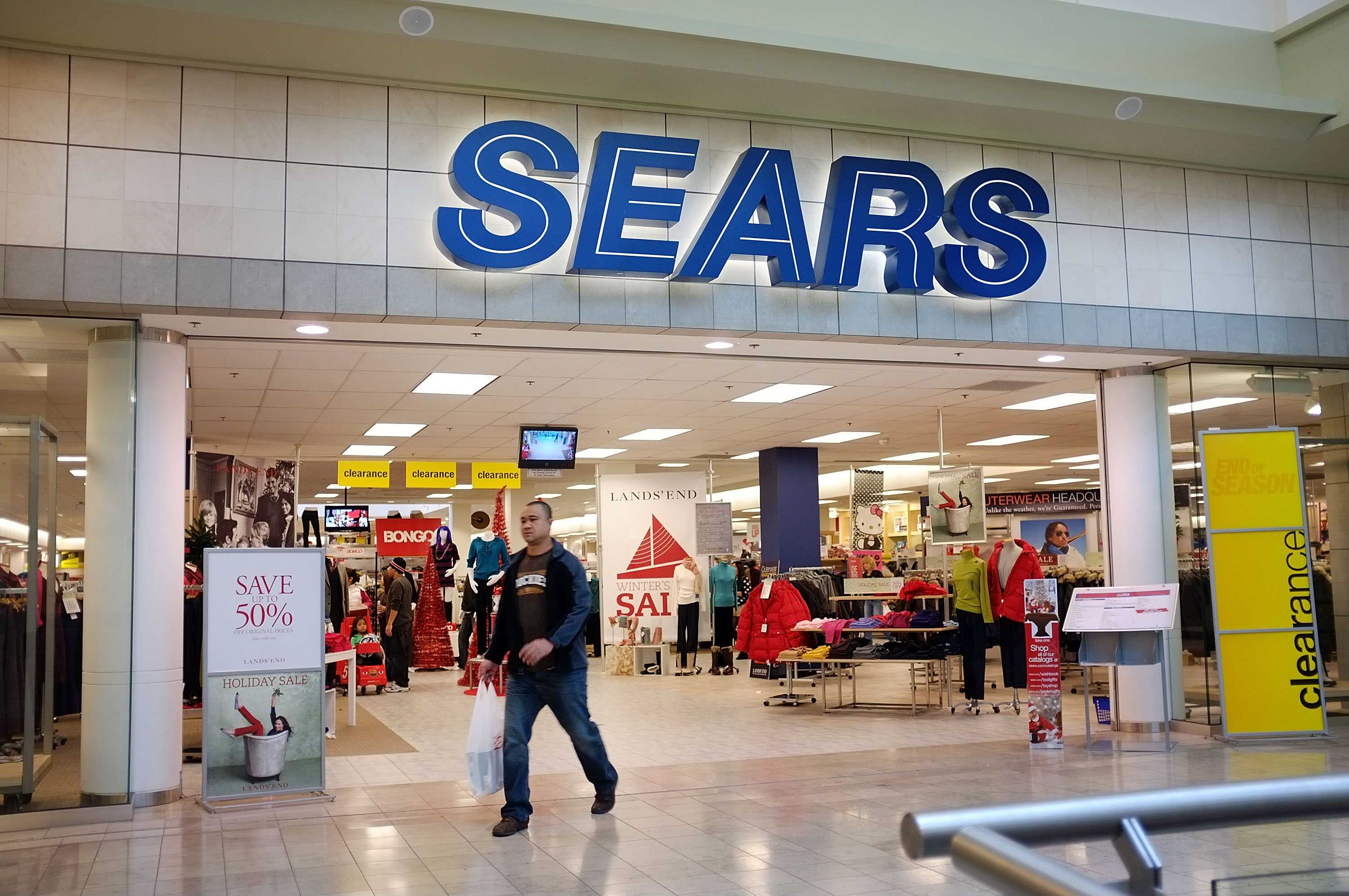 Struggling Sears Wants To Close All Of Its Canadian Stores   1490210038 Gettyimages 136142864 