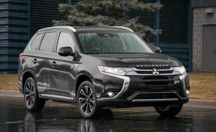 2018 Mitsubishi Outlander PHEV 2018 Mitsubishi Outlander PHEV