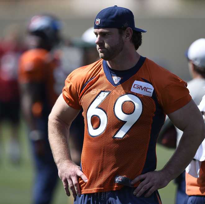 Denver&#x20;Broncos&#x20;practice&#x20;at&#x20;Broncos&#x20;headquarters