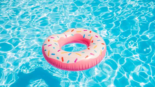 As pools, beaches open for Memorial Day, experts warn of a nationwide lifeguard shortage - Vimarsana News