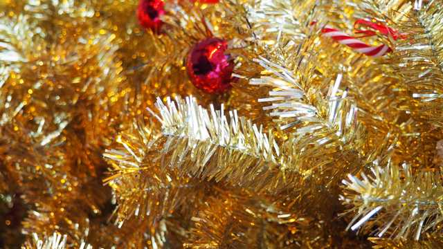 Black Friday Christmas tree sales 2021: Best deals on fake trees - Vimarsana News