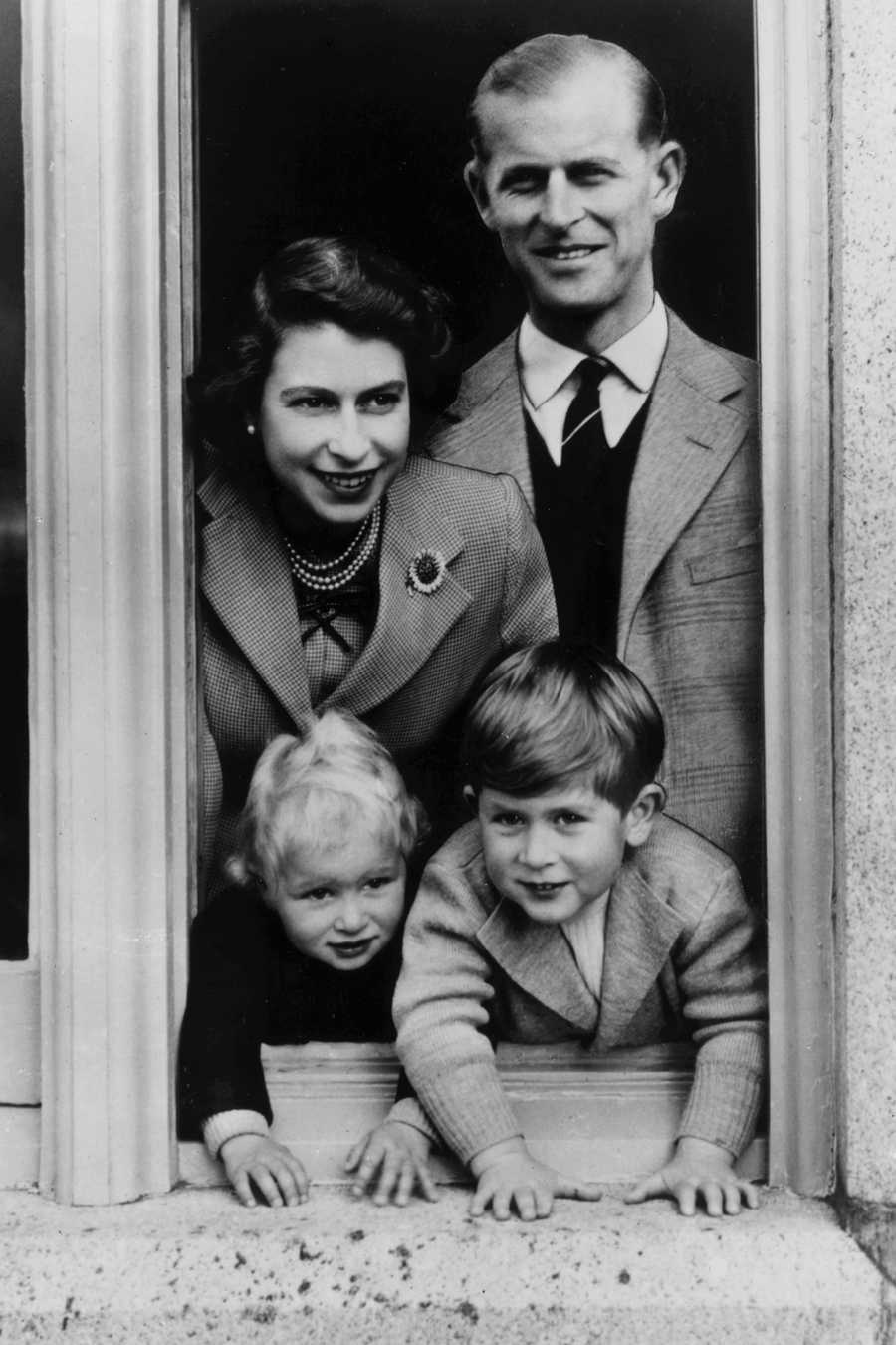 Happy Family 28th september 1952 queen elizabeth with her husband prince philip, duke of edinburgh and her children, charles and anne at balmoral castle in scotland photo by lisa sheridanstudio lisagetty images