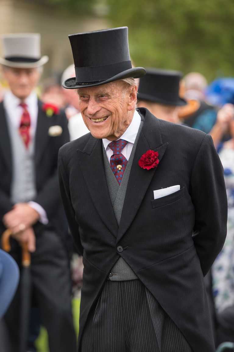 Formal wear, Suit, Event, Fashion, Headgear, Tuxedo, Hat, Dress, Fedora, Uniform, Formal wear, Suit, Event, Fashion, Headgear, Tuxedo, Hat, Dress, Fedora, Uniform,