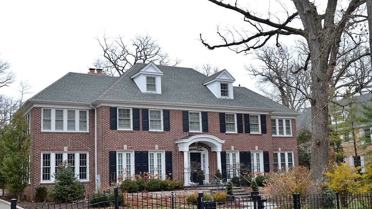 'Home Alone' was one of Catherine O'Hara's most beloved movies—Tour the home