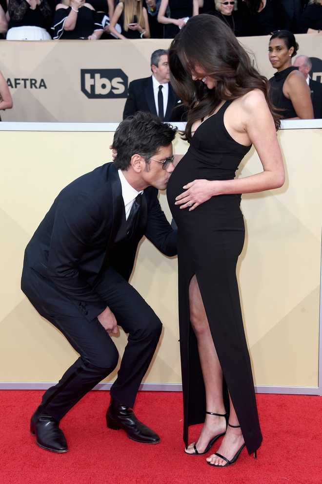 john&#x20;stamos&#x20;wife&#x20;pregnant