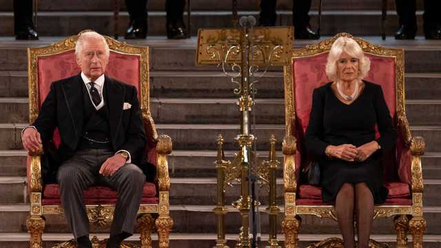 All About the Thrones Used on Coronation Day - Coronation Chair - Vimarsana News