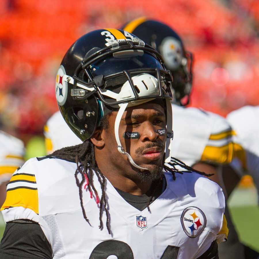 Eye-Catching DeAngelo Williams Eye Black