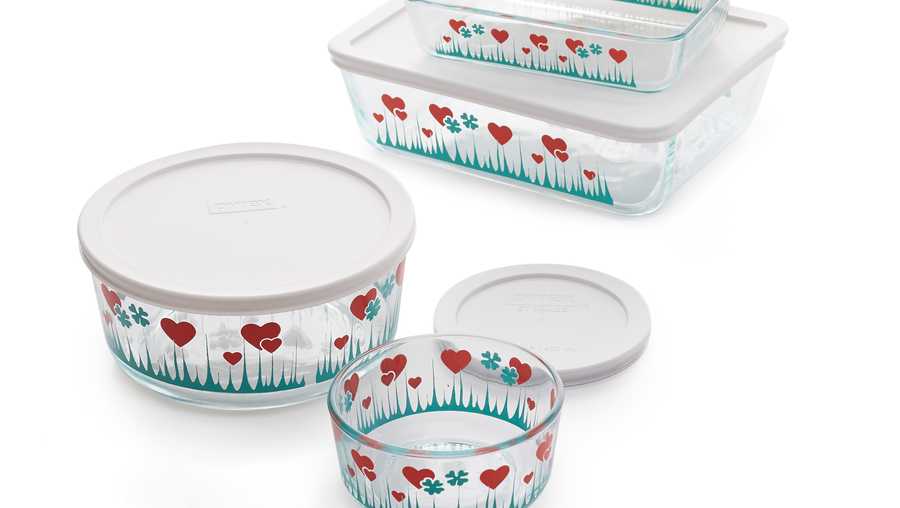 pyrex forever lucky in love storage dishes