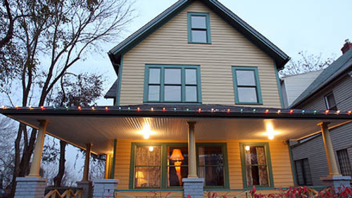 30 Best Places to Spend Christmas in the U.S. With Friends and Family 2021 - Vimarsana News