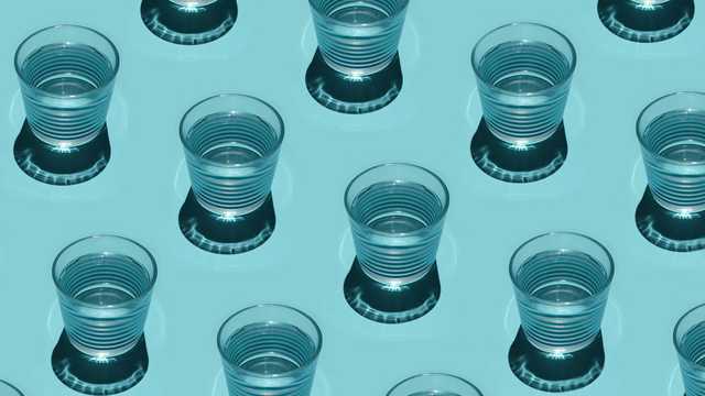 What is water toxicity, or water poisoning? Symptoms to know - Vimarsana News