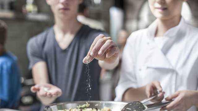 Swapping salt for a substitute may reduce risk of heart attack or stroke, research finds - Vimarsana News