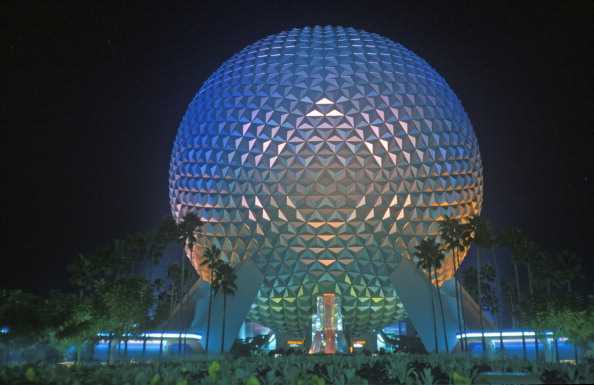 The&#x20;Epcot&#x20;Center&#x20;landmark,&#x20;Spaceship&#x20;Earth&#x20;in&#x20;Future&#x20;World,&#x20;Disney&#x27;s&#x20;Epcot&#x20;Center,&#x20;Buena&#x20;Vista,&#x20;Florida