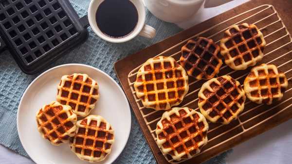 mini waffles with waffle maker and coffee