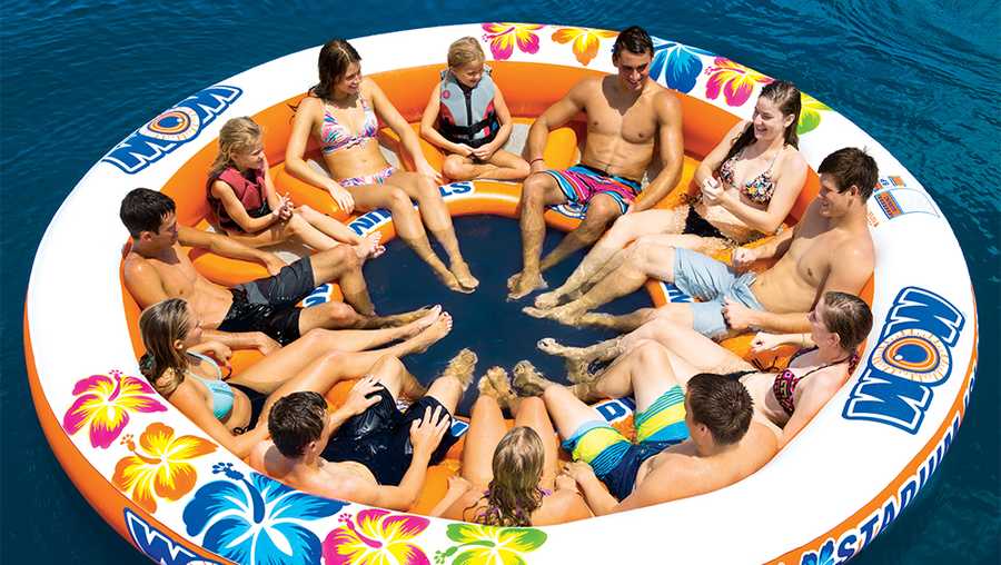 wow world of watersports 12 person stadium islander pool float