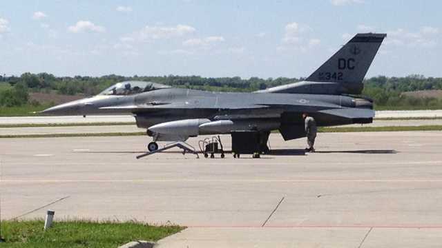 Iowa F 16 Crews Arrive Back Home