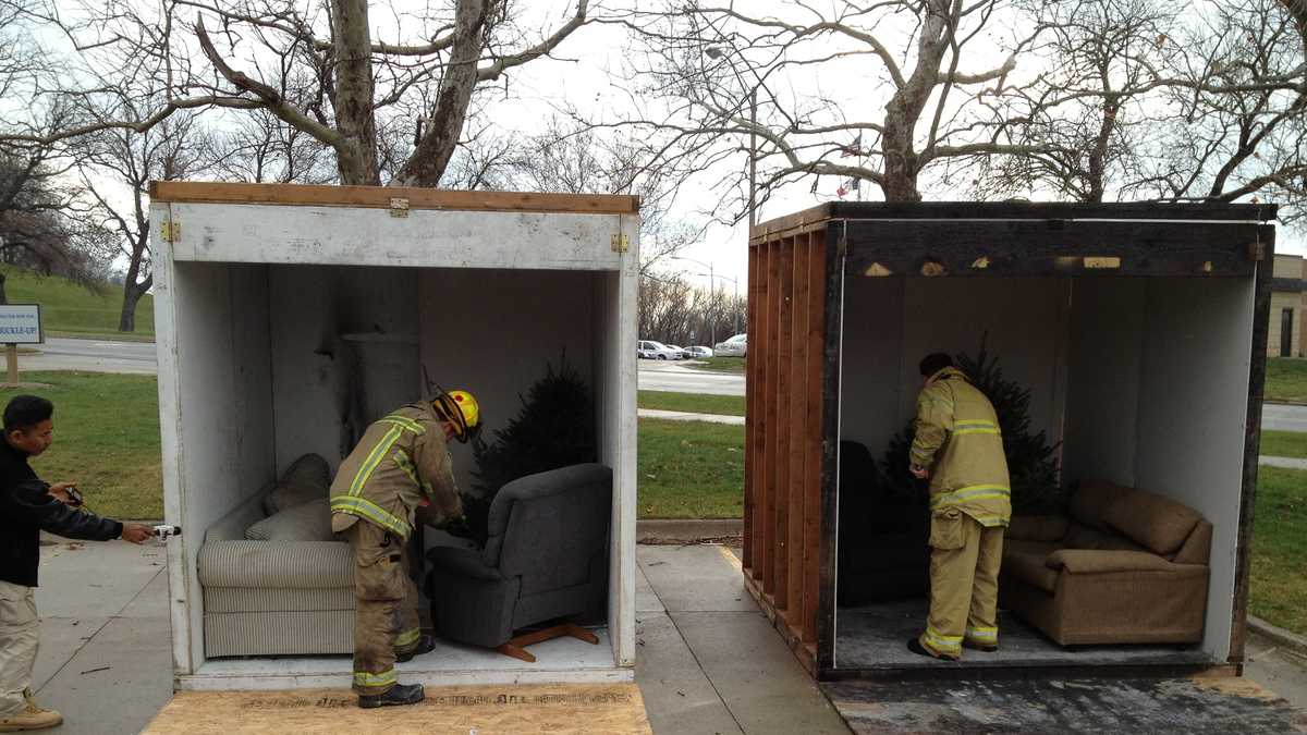 Photos How fast does a dry Christmas tree catch fire?