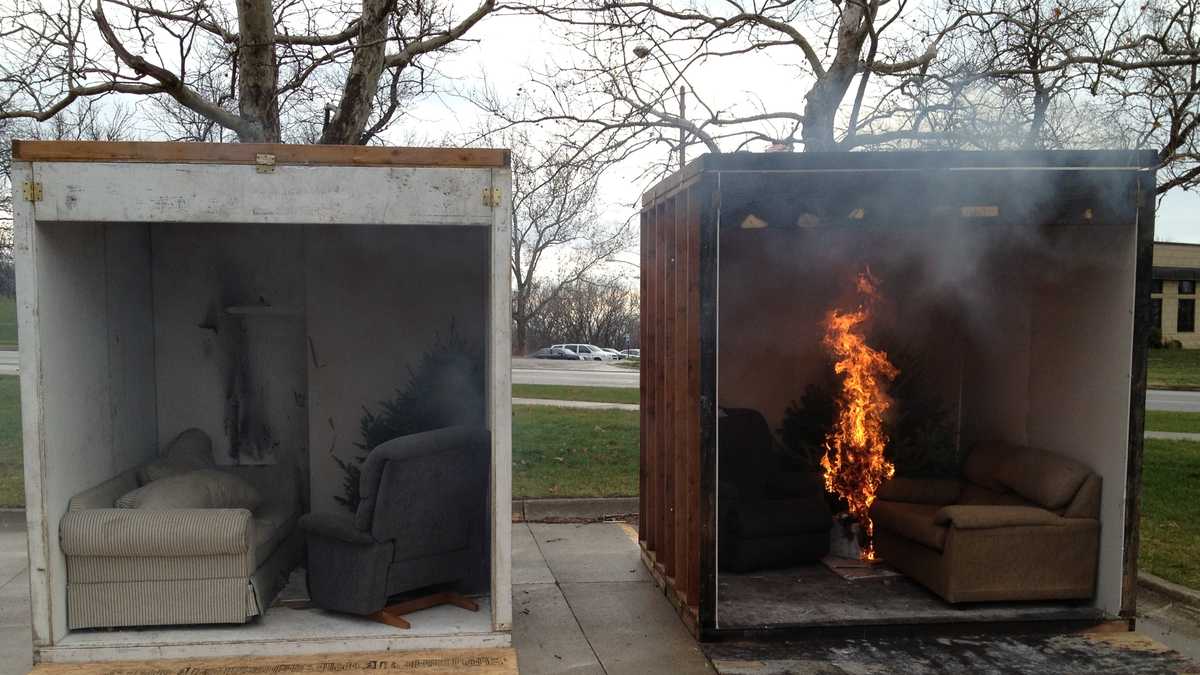 Photos How fast does a dry Christmas tree catch fire?
