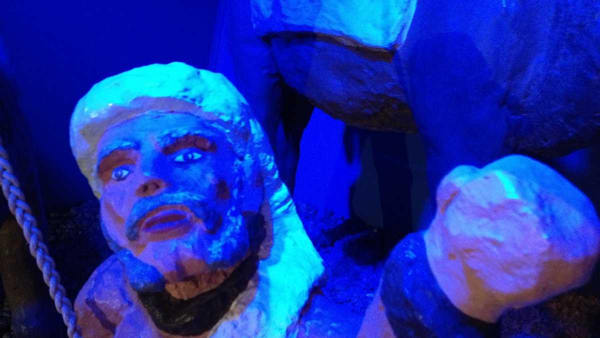 Photos Handmade nativity in Algona