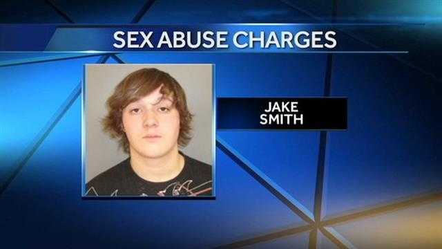 A 19-year-old Knoxville man faces two felony sex charges.