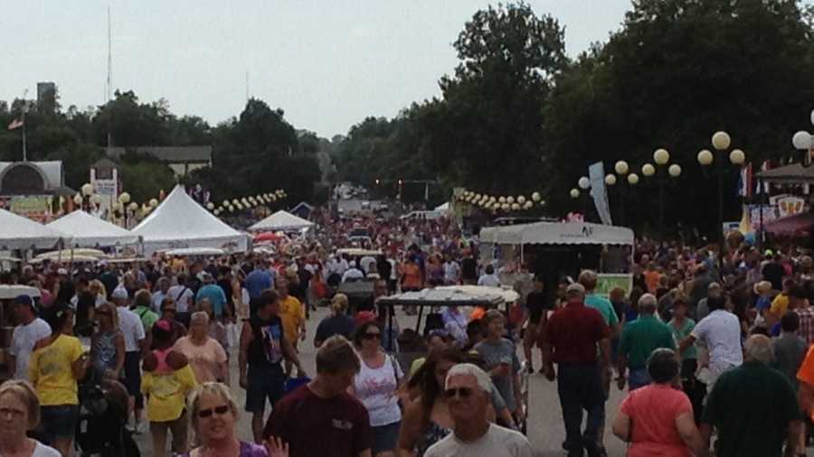 Compare Iowa State Fair attendance numbers