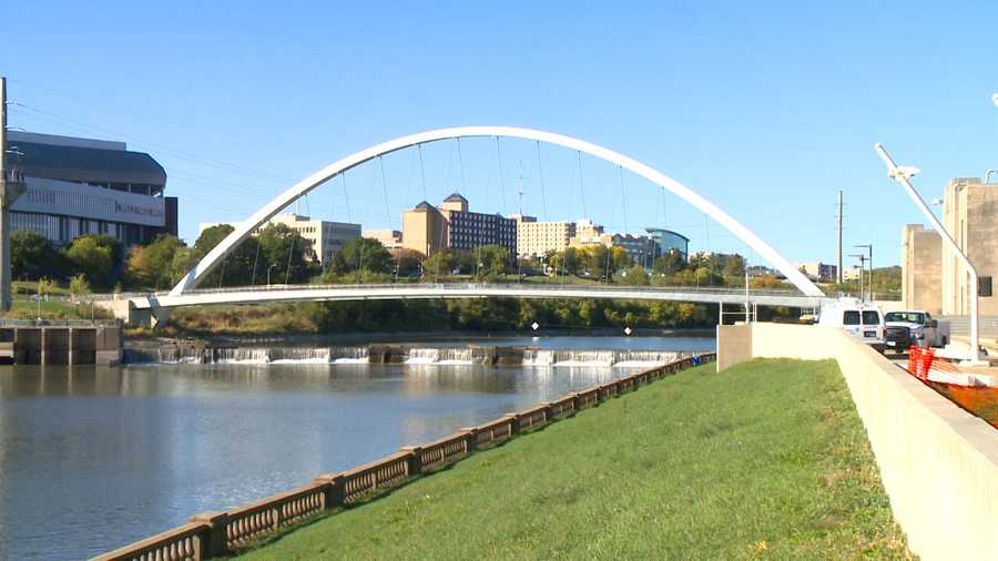 City leaders celebrate Principal Riverwalk completion