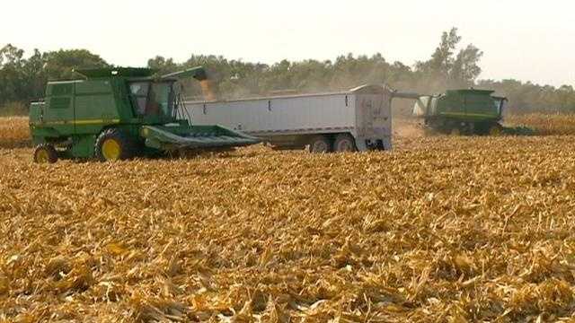 Swedish Farmers To Help With Iowa Harvest