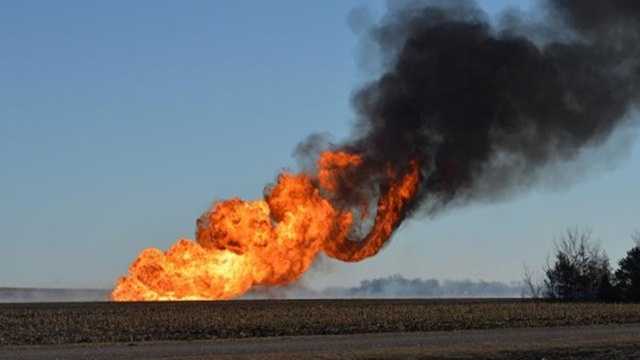 Photos Capture Massive Gas Pipeline Explosion   24981788 24981788 