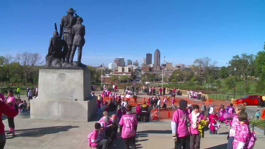 More than 10,000 people showed up in Des Moines Saturday to kick off Breast Cancer Awareness Month.