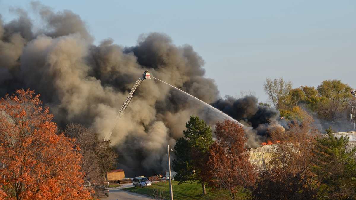 PHOTOS Fire destroys Osceola business