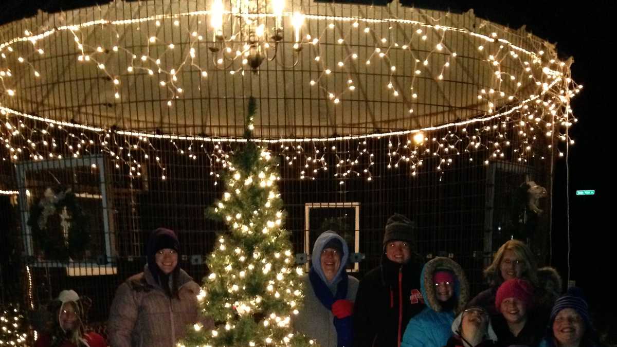 Photos Food donations pack corn crib gazebo