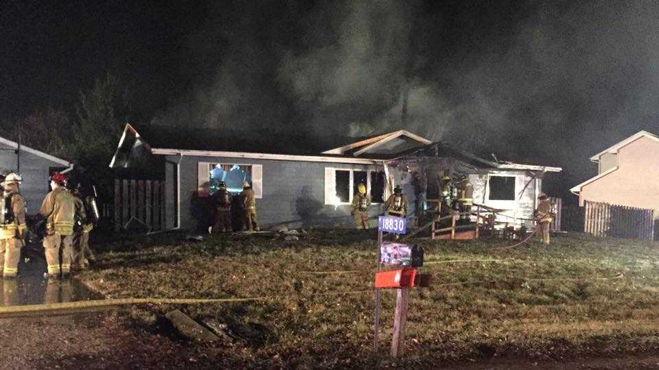 1-killed-in-overnight-house-fire