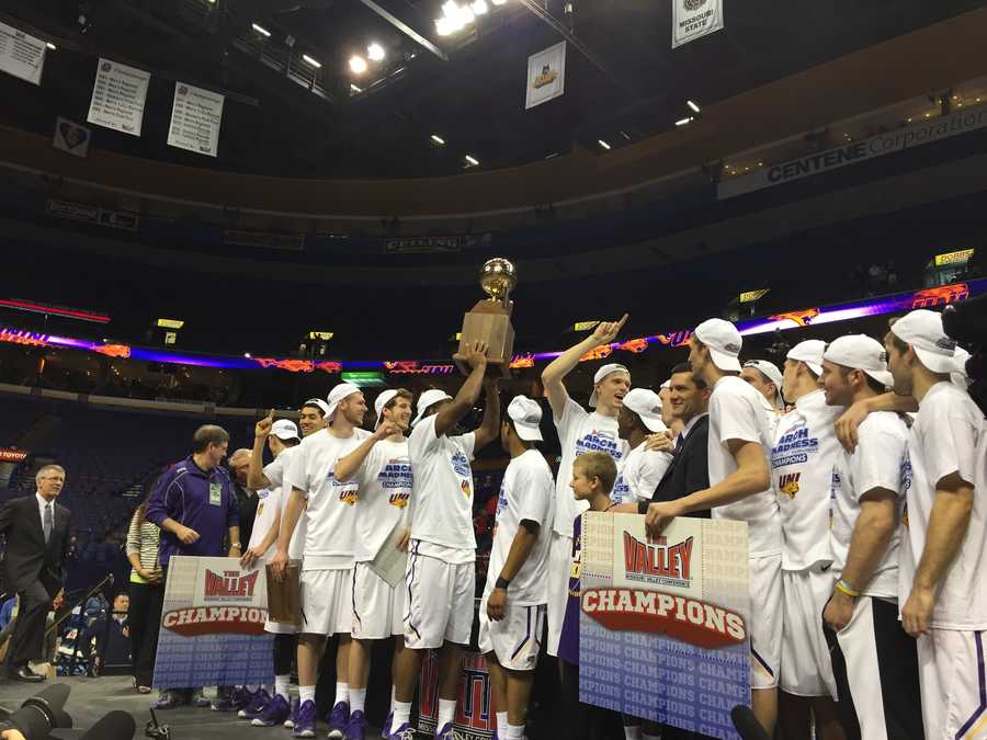 PHOTOS UNI wins MVC tournament