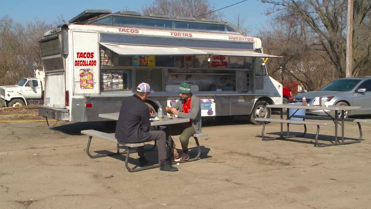 Des Moines approves mobile food truck program