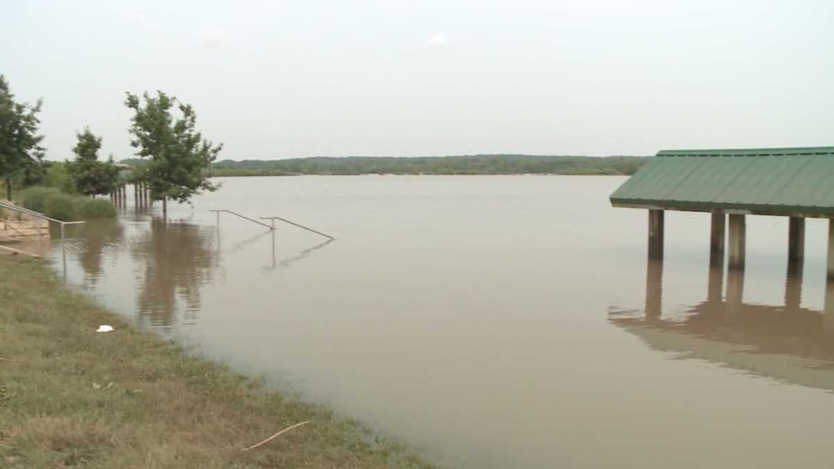 Parts of Raccoon River Park will reopen Tuesday morning