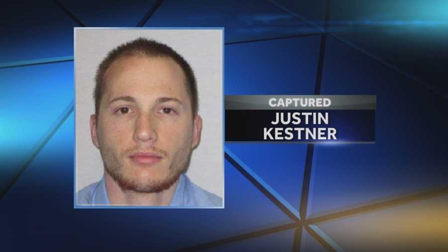 An inmate escaped from the Iowa State Penitentiary in Fort Madison early Sunday morning.