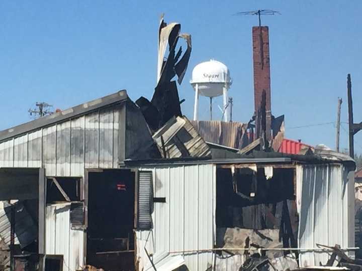 Photos Well Known Stuart Business Burns To Ground