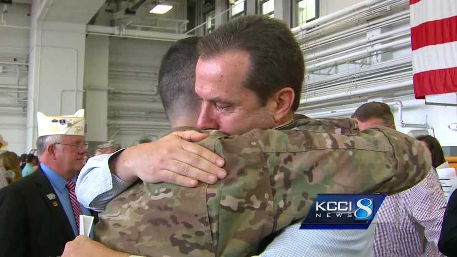 Iowa National Guard soldiers say goodbye