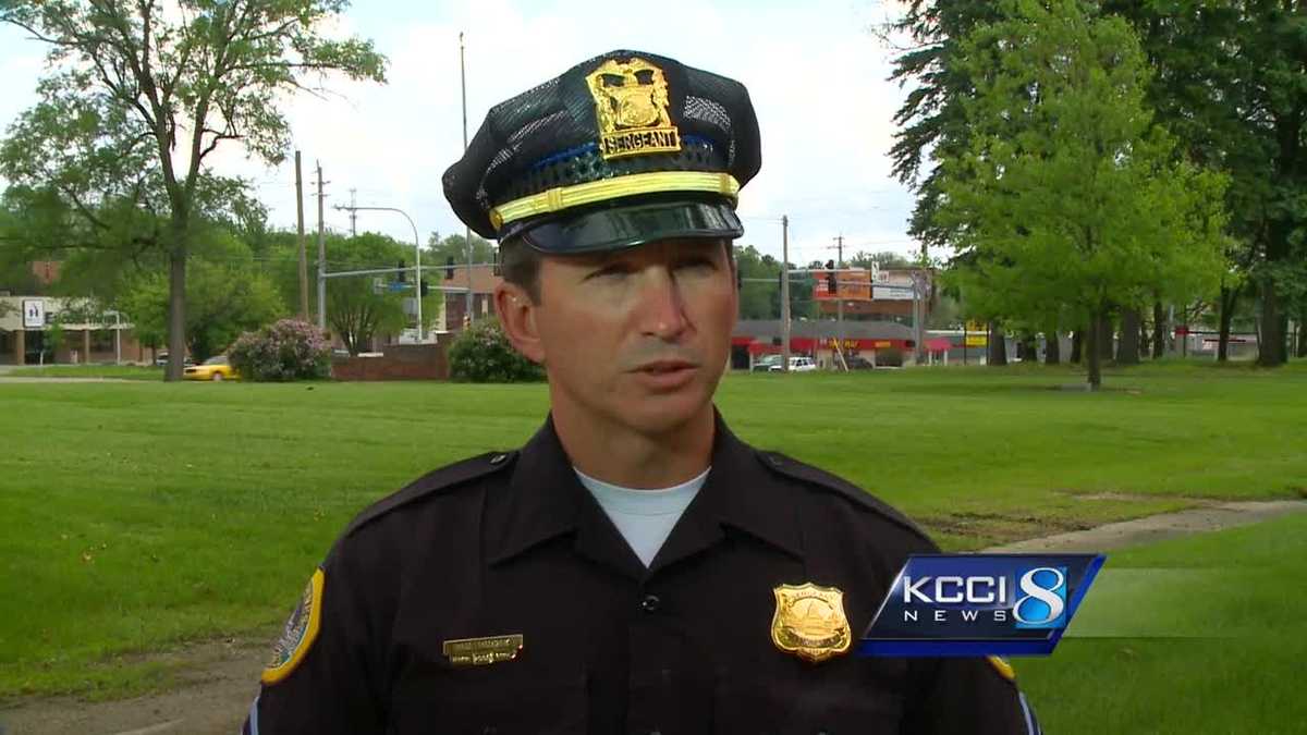 Police seek 2 men in fatal bicyclist beating