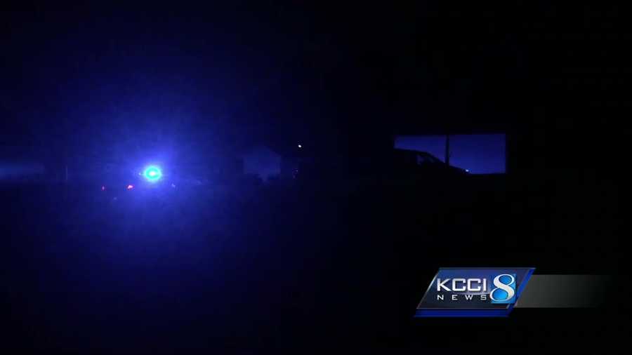 Des Moines police are investigating an overnight shooting that injured one person.