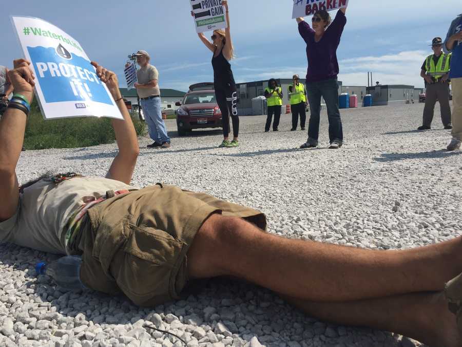 PHOTOS Bakken pipeline protest in Pilot Mound