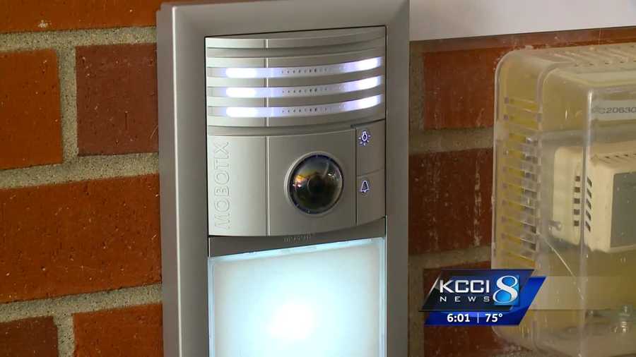 The Des Moines School District has rolled out a brand new system this school year designed to lock down buildings, keep out sex offenders and keep students safe.