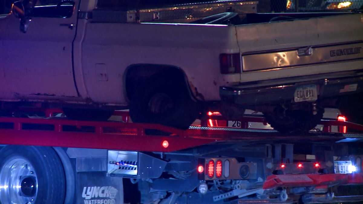 Man leads Des Moines police on wild earlymorning car chase