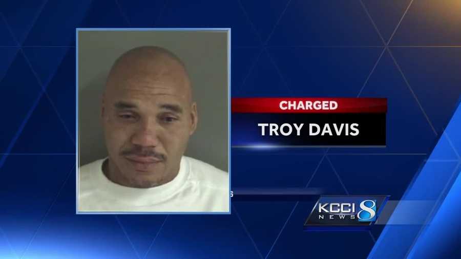Court documents reveal Troy Davis was reportedly unable to stand on his own just before 2:30 a.m. Sunday.