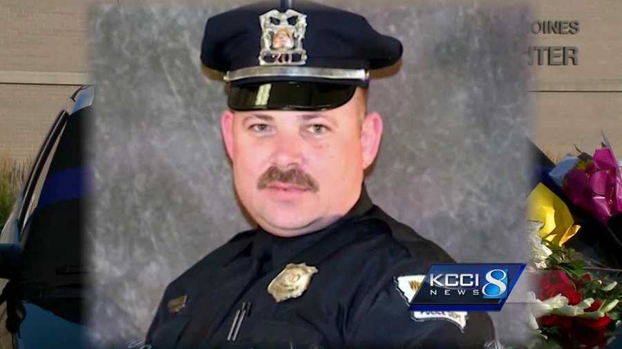 Fallen West Des Moines police officer Shawn Miller will receive a posthumous promotion.