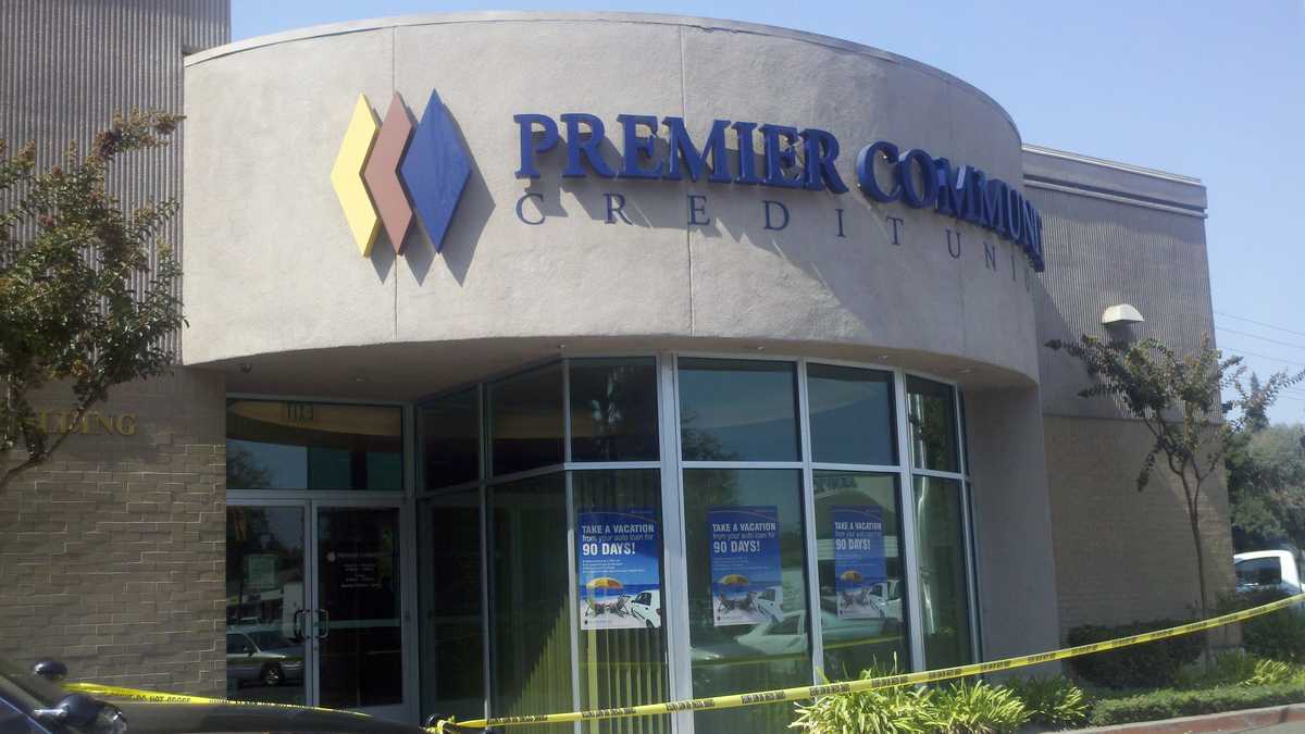 Photos from the field Men wearing wigs, beanies rob Stockton bank