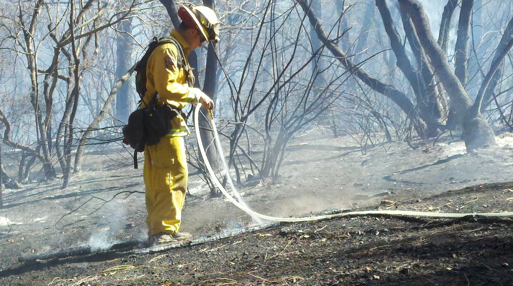 El Dorado County Fire Briefly Threatens Homes